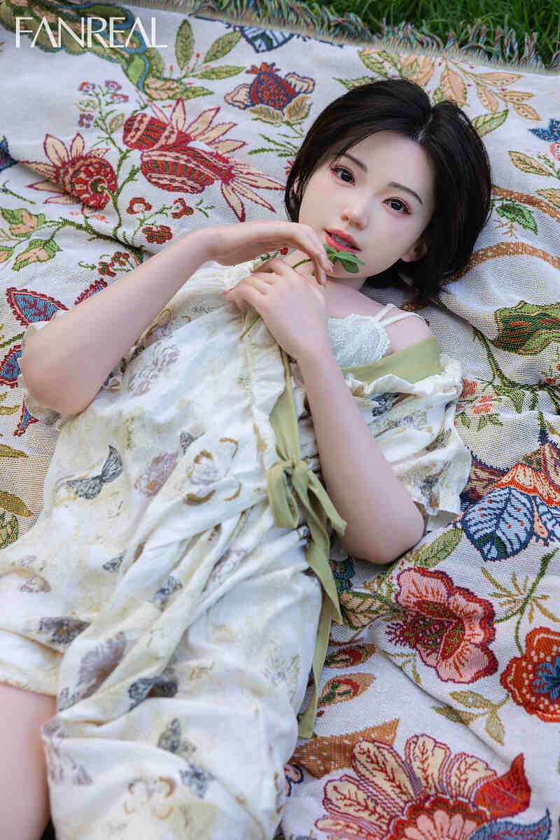 Picture of FanReal Silicone Sex Doll 153cm/5ft B-cup Silicone Sex Doll – Molly