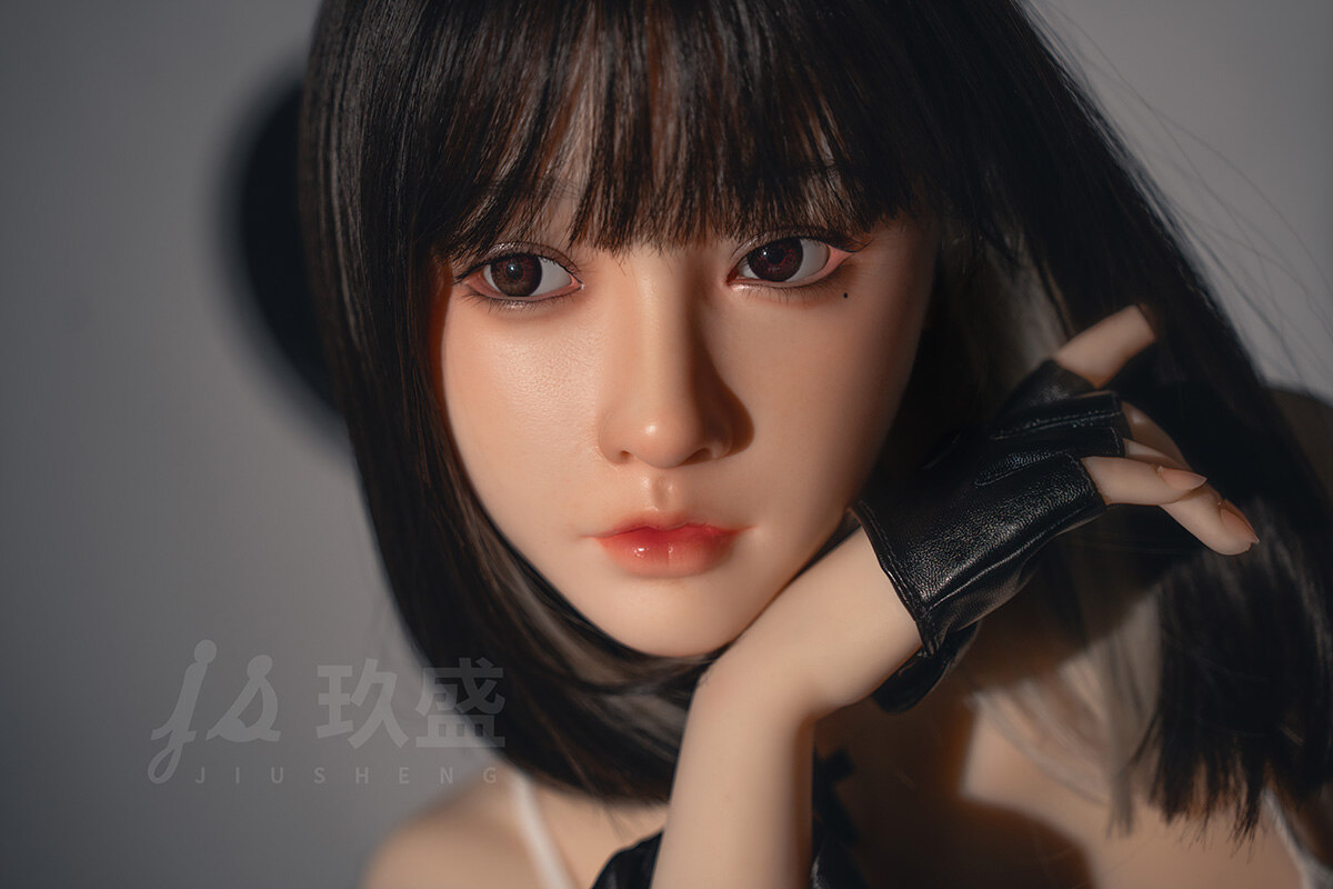 Picture of 148cm/4ft10 B-cup Silicone Head Sex Doll – Betty
