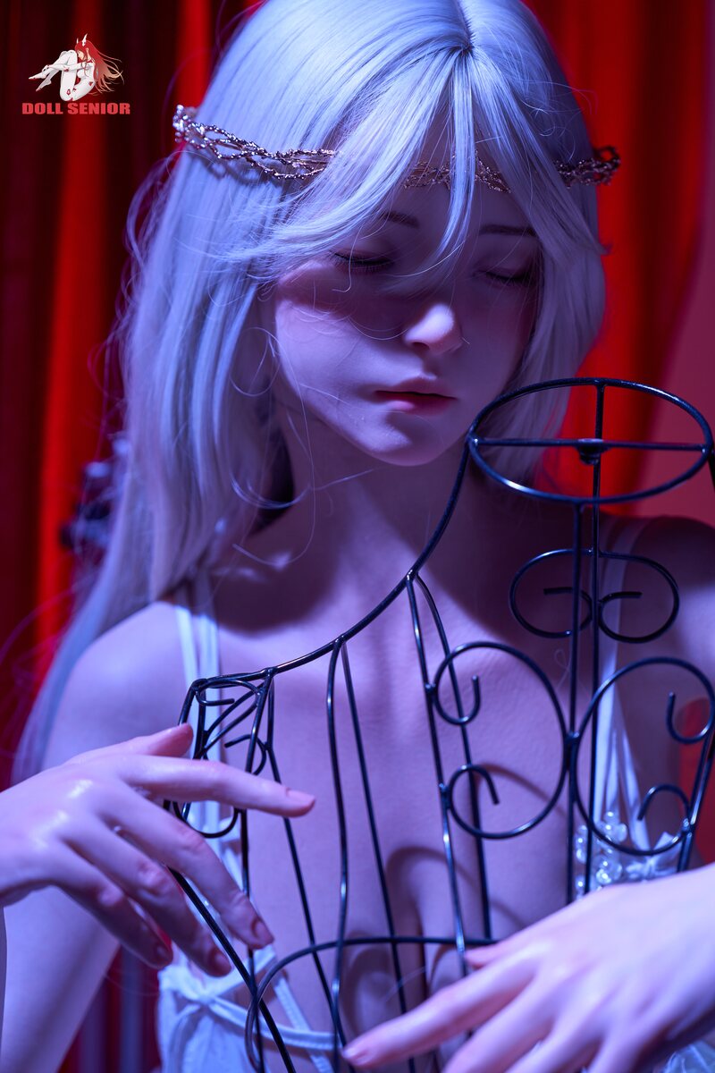 Picture of 165cm/5ft5 F-cup Silicone Sex Doll – Dream (Real Skin Texture Version & Closed-Eye Version)