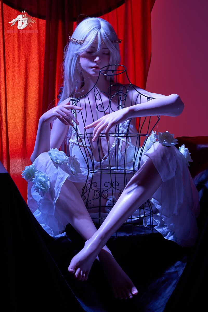 Picture of 165cm/5ft5 F-cup Silicone Sex Doll – Dream (Real Skin Texture Version & Closed-Eye Version)