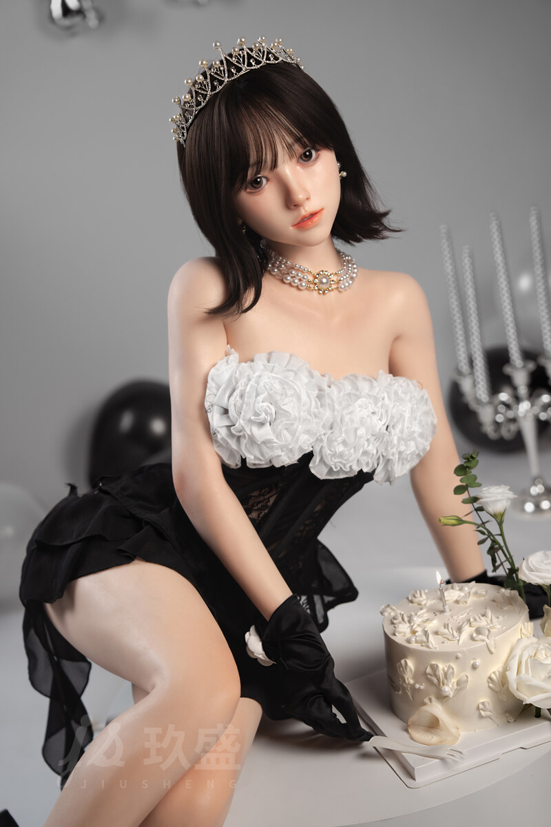 Picture of 148cm/4ft10 B-cup Silicone Sex Doll – Hina