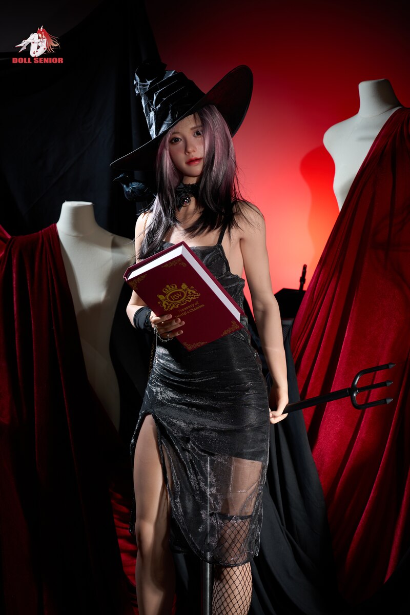 Picture of Doll Senior 165cm/5ft5 B-cup Silicone Sex Doll – Wuxue (Real Skin Texture Version)